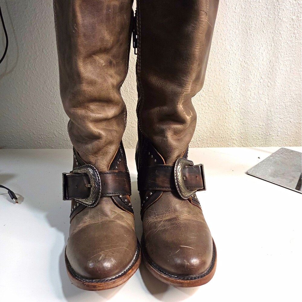 Sabina Women’s Brown Leather Knee High Western Zip Round Toe Buckle Studded 7